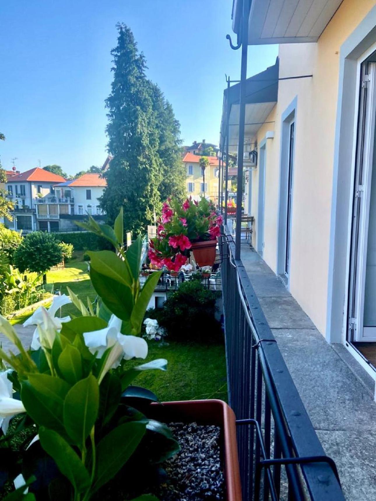 Appartamento Casa Doris Oggebio Esterno foto